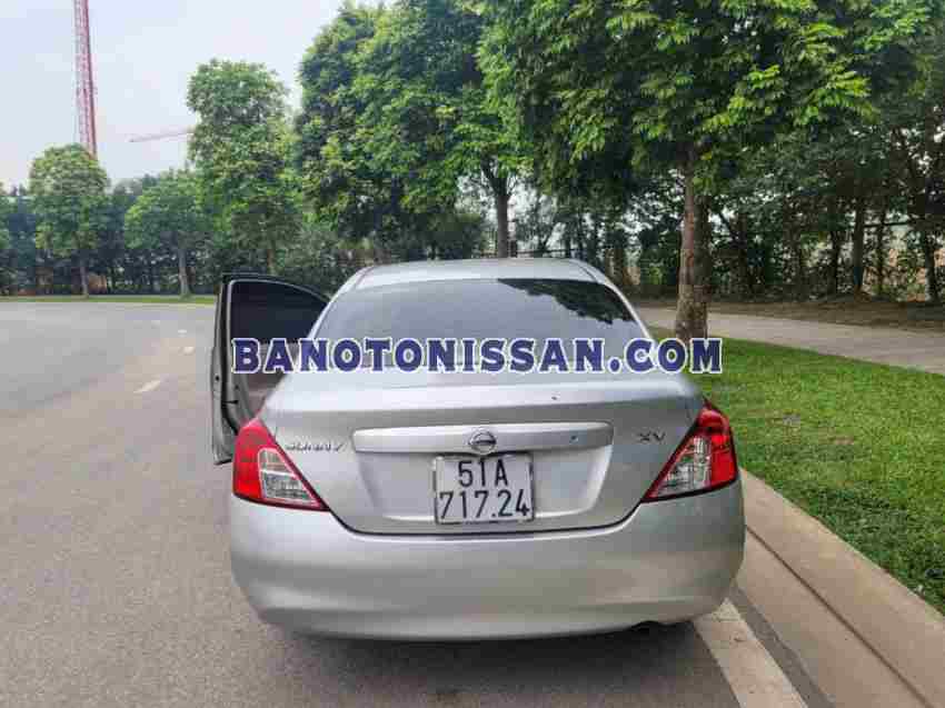 Cần bán gấp Nissan Sunny XV năm 2013 giá cực tốt