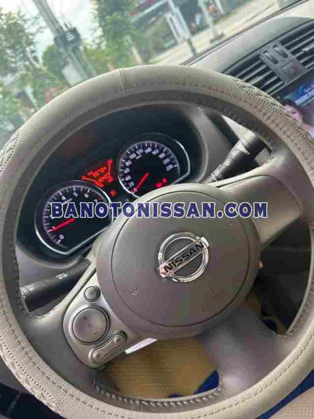 Cần bán nhanh Nissan Sunny XV 2015 cực đẹp