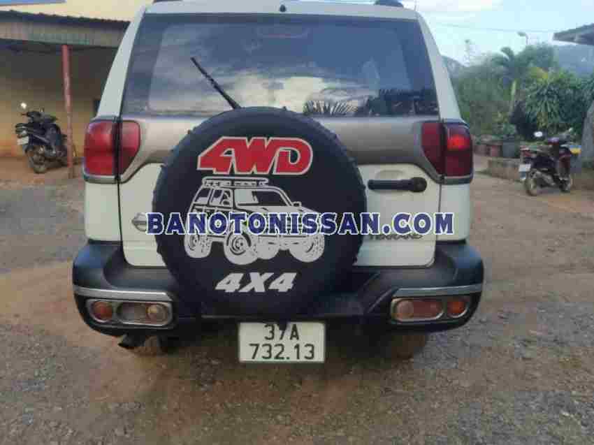 Cần bán gấp xe Nissan Terrano II 2.7 MT năm 2003, màu Trắng, Số tay Cần bán gấp xe Nissan Terrano II 2.7 MT năm 2003, màu Trắng, Số tay