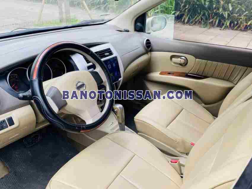 Cần bán Nissan Grand livina 1.8 AT Máy xăng 2010 màu Cát