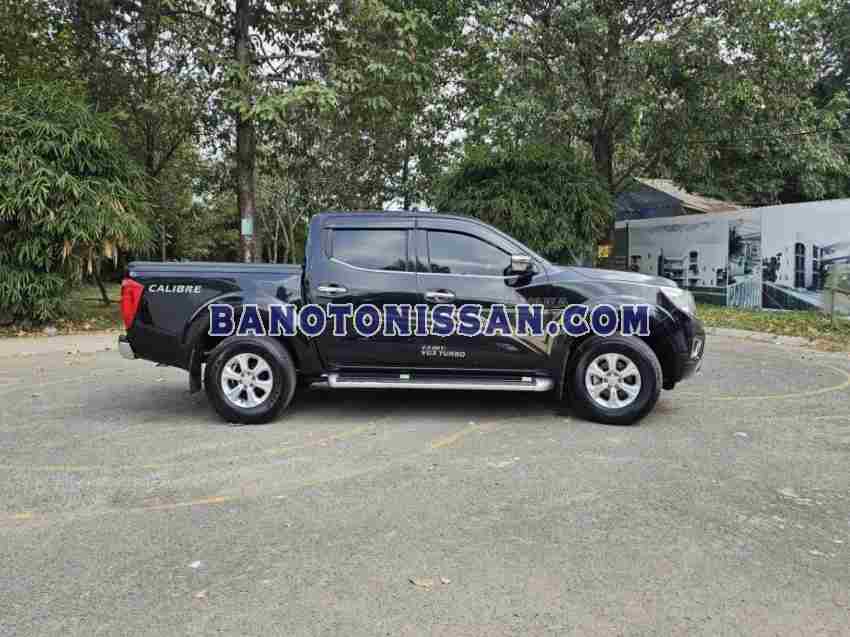 Nissan Navara 2018 Truck màu Đen