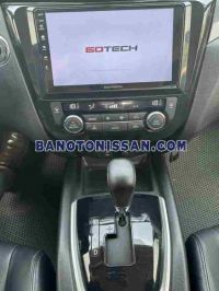 Cần bán xe Nissan X trail 2.5 SV 4WD màu Trắng 2016